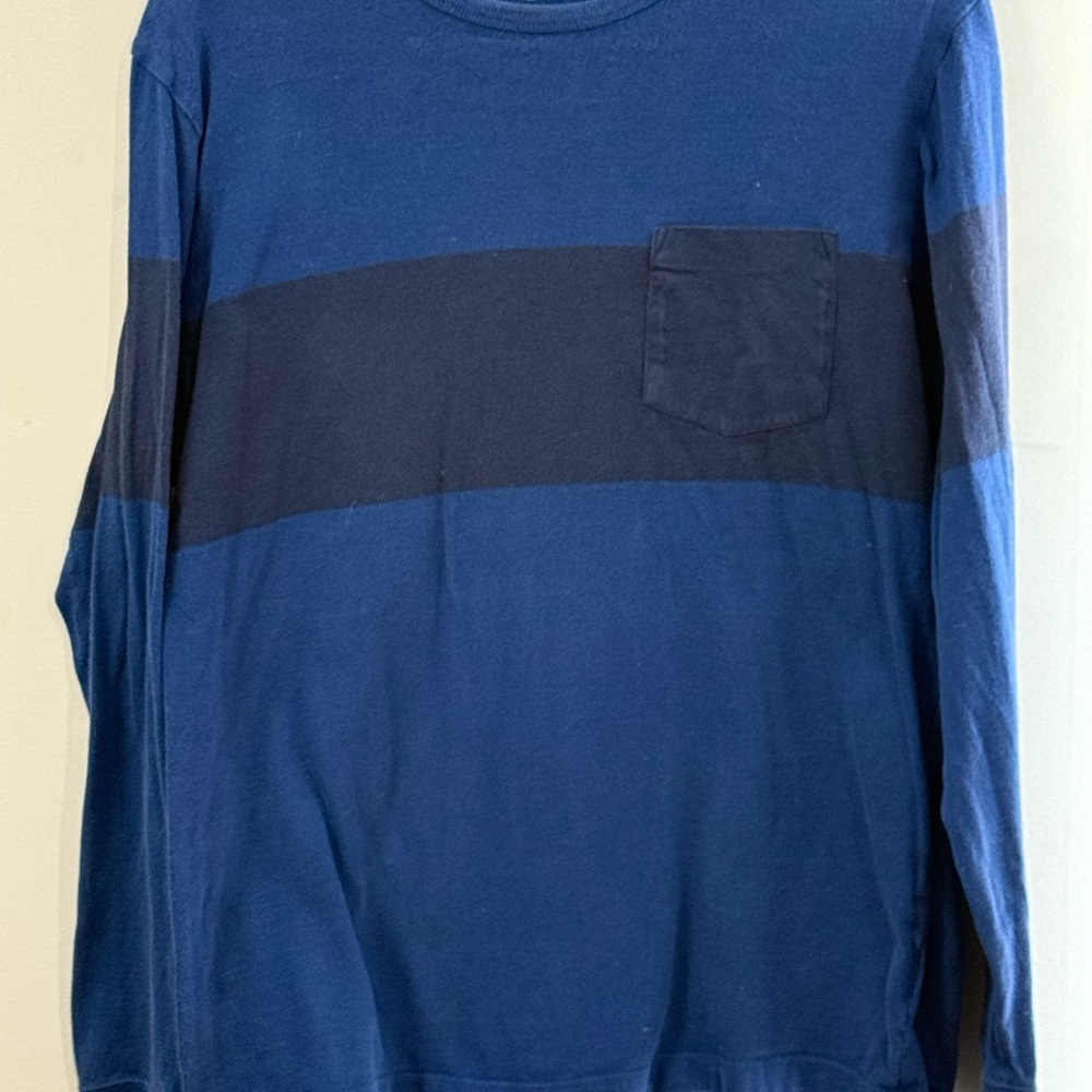 Navy Long Sleeve Tee with Breathable Fabric and Relaxed Fit Old Navy